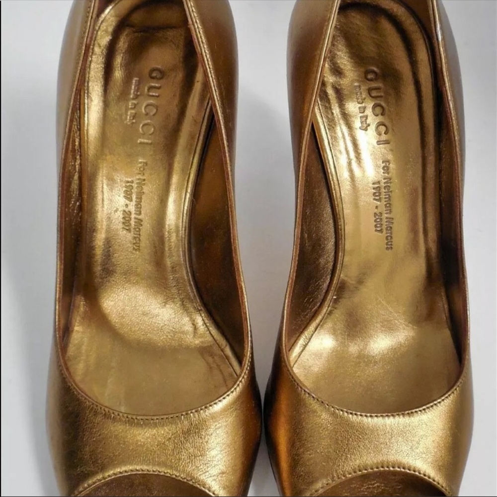 Authentic gucci size size 5B